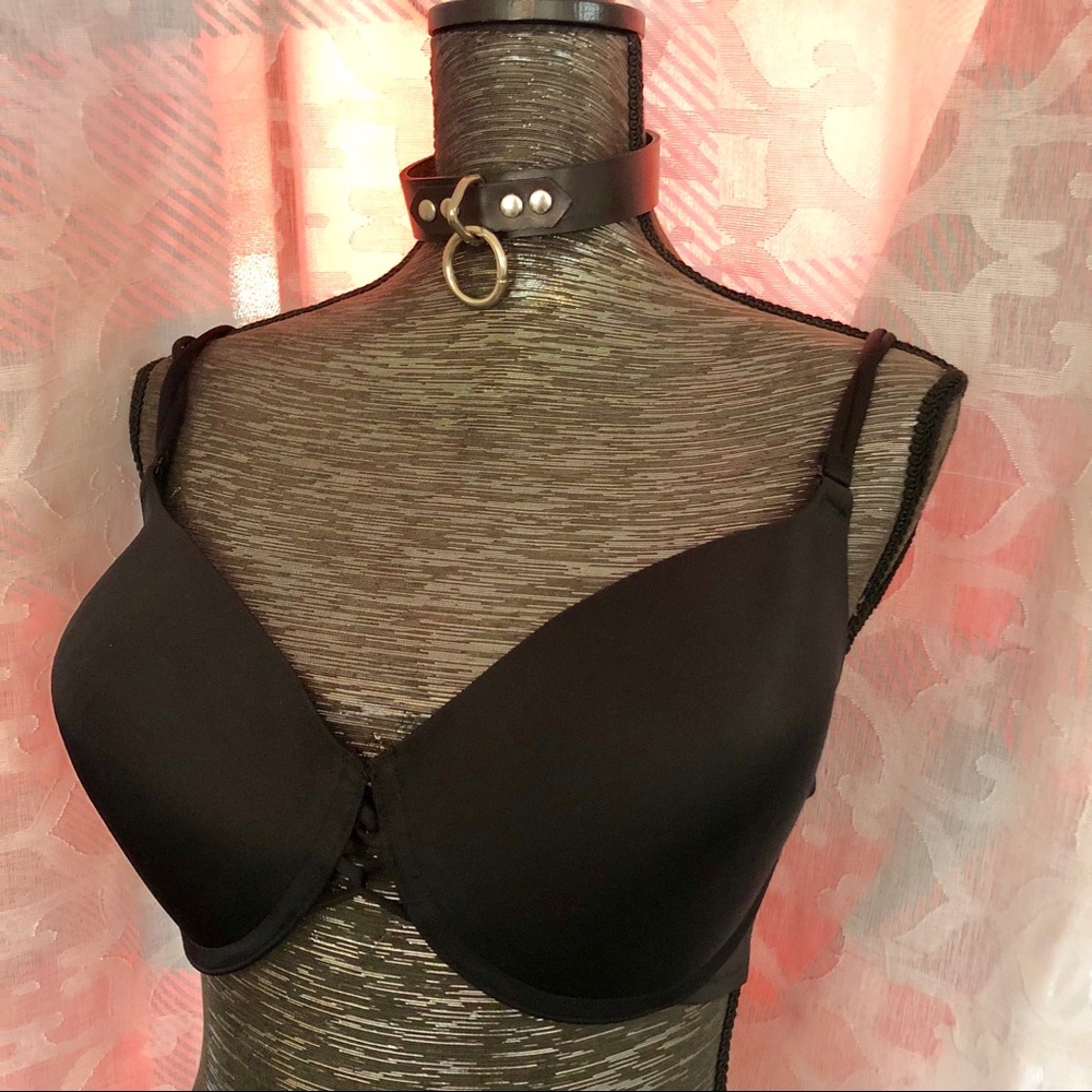 Wacoal Black Criss Cross Full Cup Bra 34DD